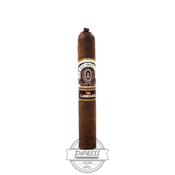 Alec Bradley The Lineage Robusto Cigar