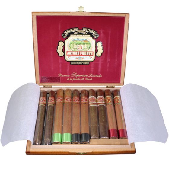 Arturo Fuente 2024 Holiday Collection Sampler (10-Pack) Open